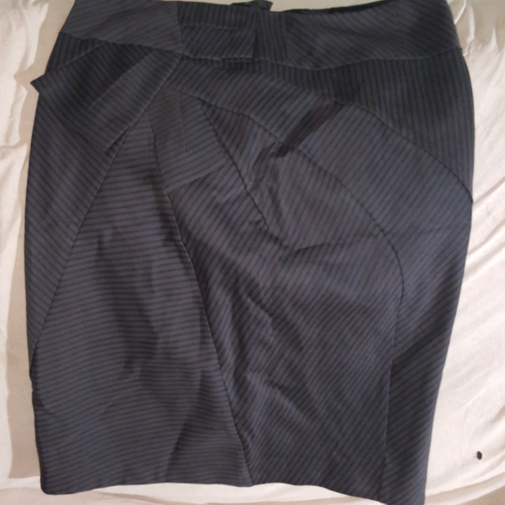 DS Size 12 Grey Pinstripes Dress Skirt